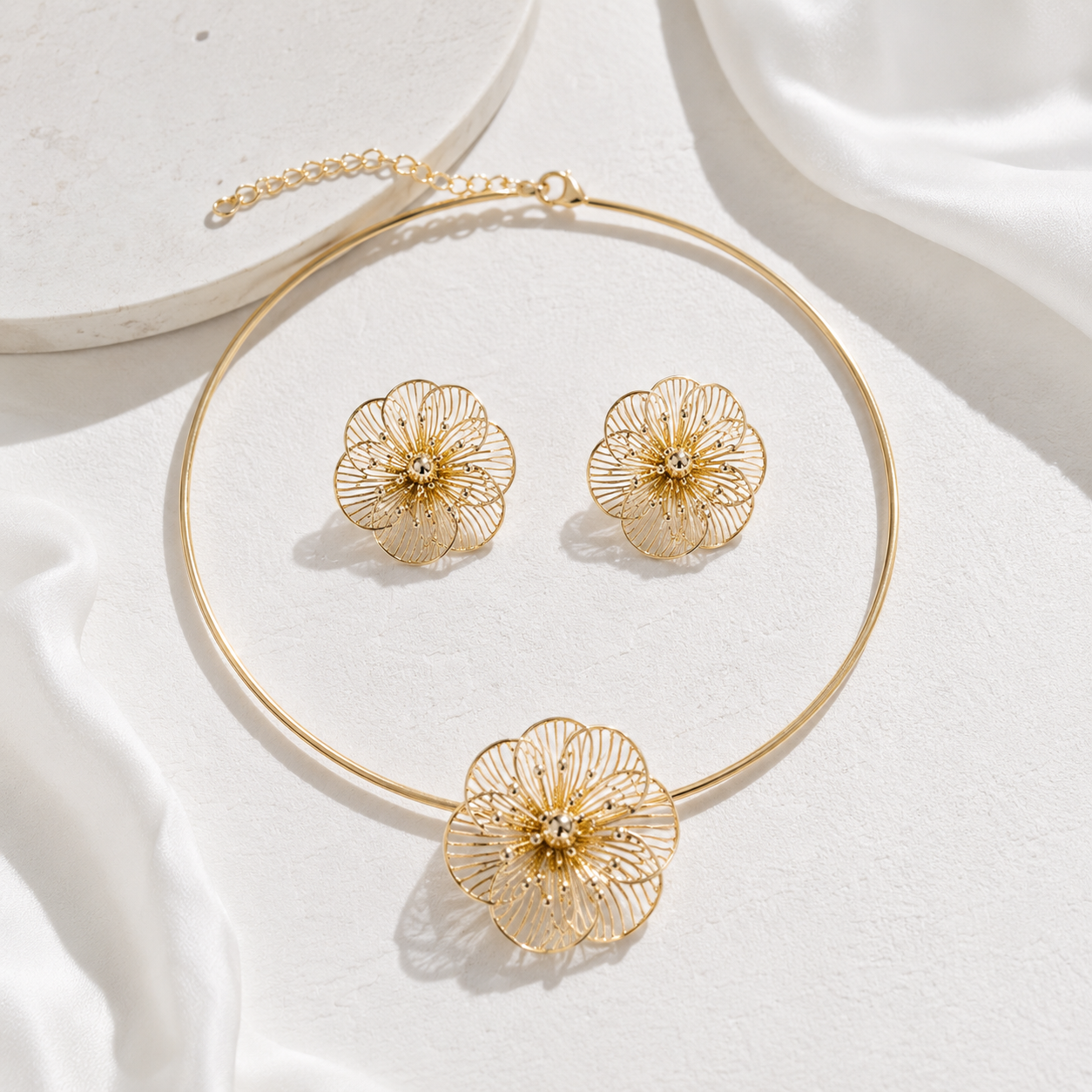 Anti-Tarnish Floral Hasli & Stud Earrings Set