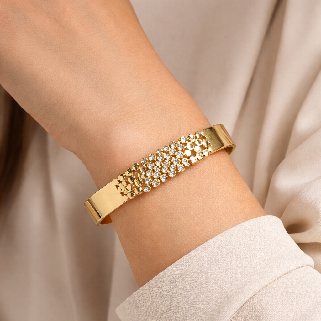 Classic Crystal Detail Anti-Tarnish Bracelet