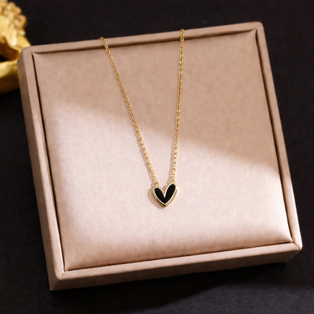 Black Heart Anti-Tarnish Pendant Necklace
