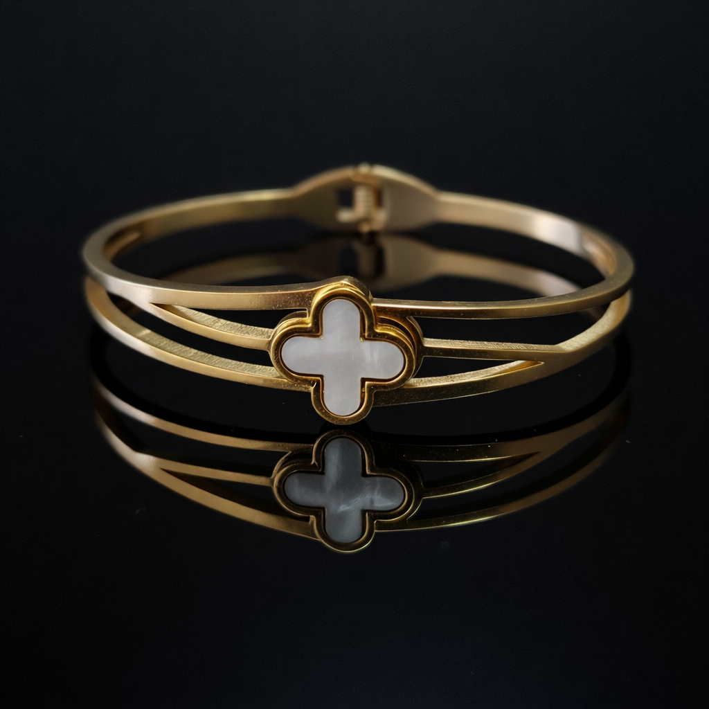 Clover Motif Designer Kada Bracelet
