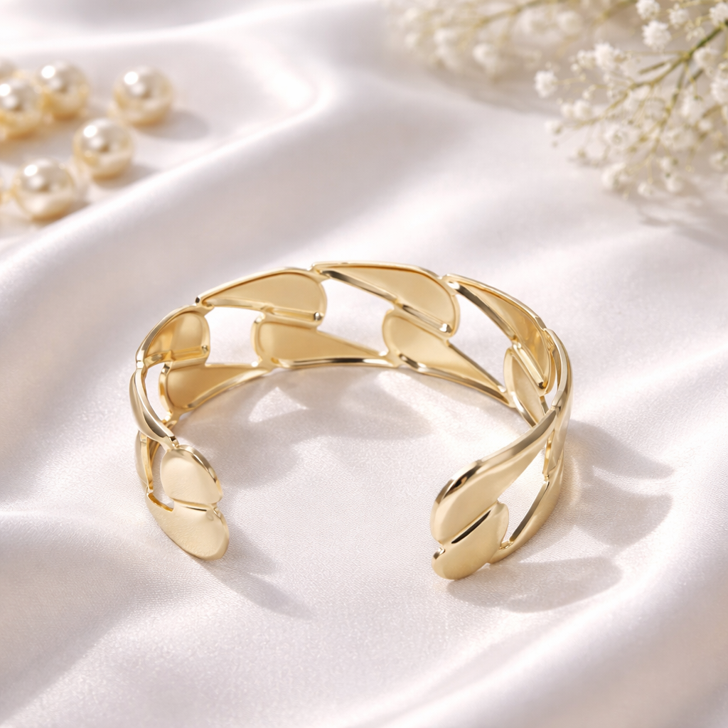 Chunky Link Design Anti-Tarnish Cuff Bracelet